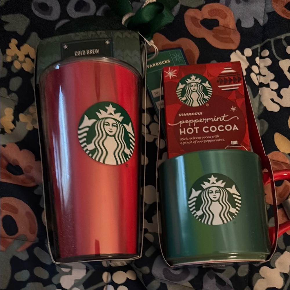 Starbucks Festive Red and Green Drinkware Set